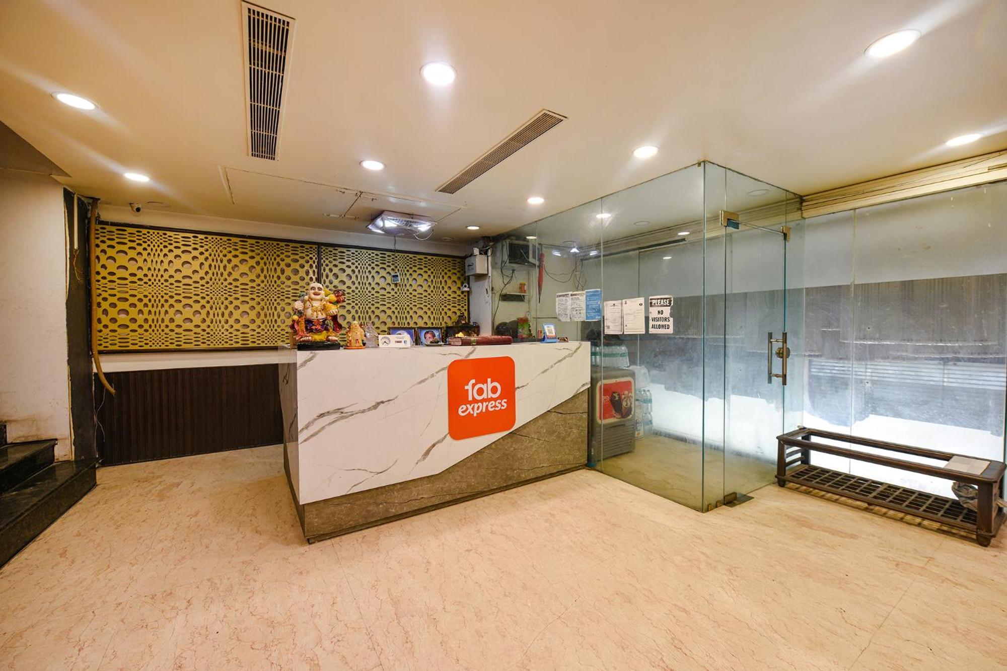 Fabexpress Seven Heaven 3* New Delhi